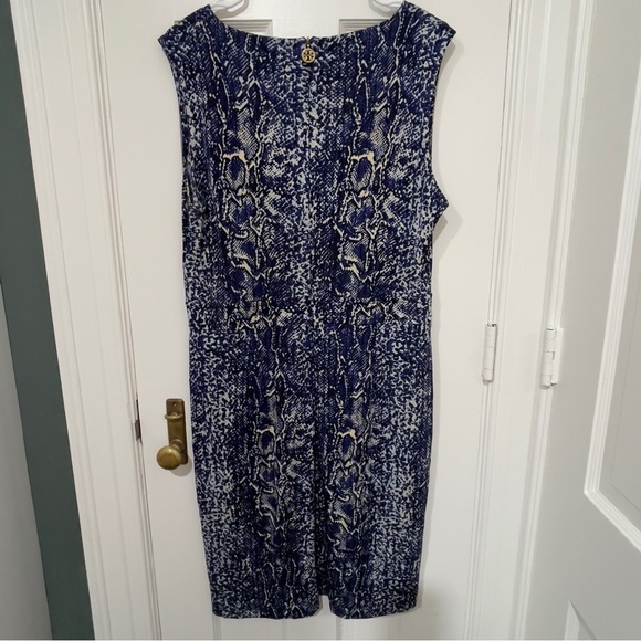 Tory Burch Blue Snakeskin Print Silk Sleeveless Sheath Dress Women’s XL NWOT - Picture 4 of 6
